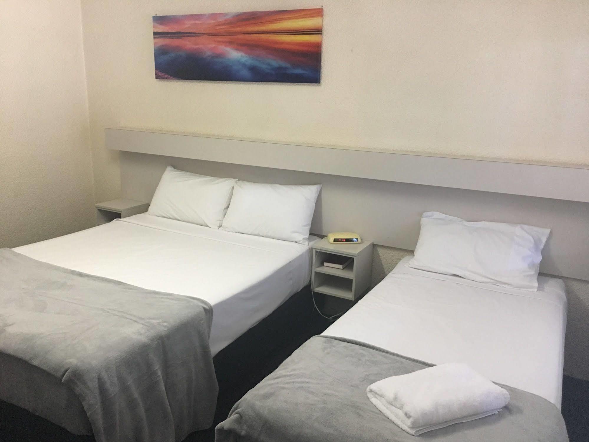 Balonne River Motor Inn Сент-Джордж Экстерьер фото